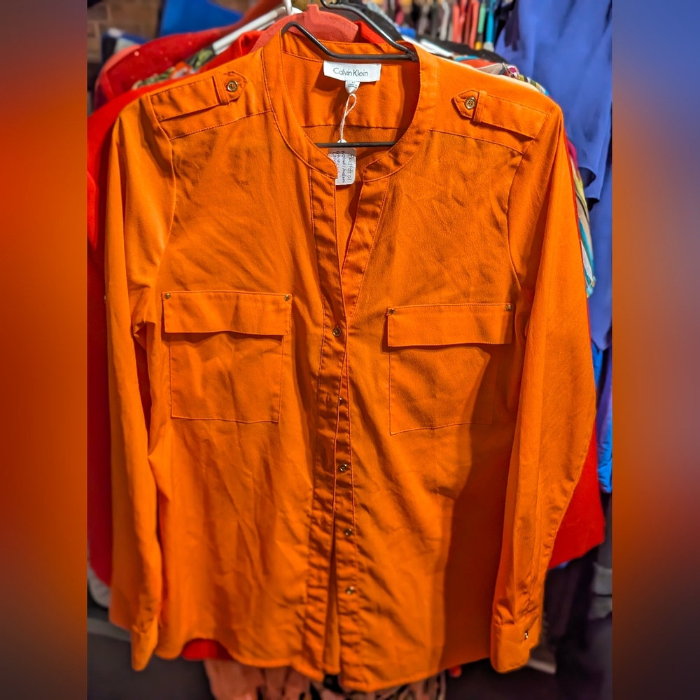 Calvin Klein Women's Bold Orange Button Up Vintage Shirt Medium